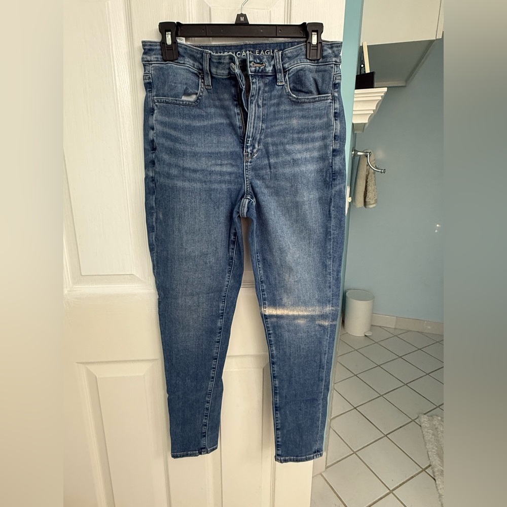American Eagle Outfitters Medium Bright Indigo Super High-Rise Jegging